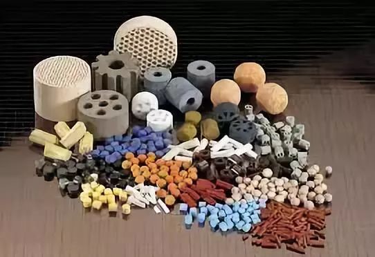 催化剂 化学反应的加速器与实际应用